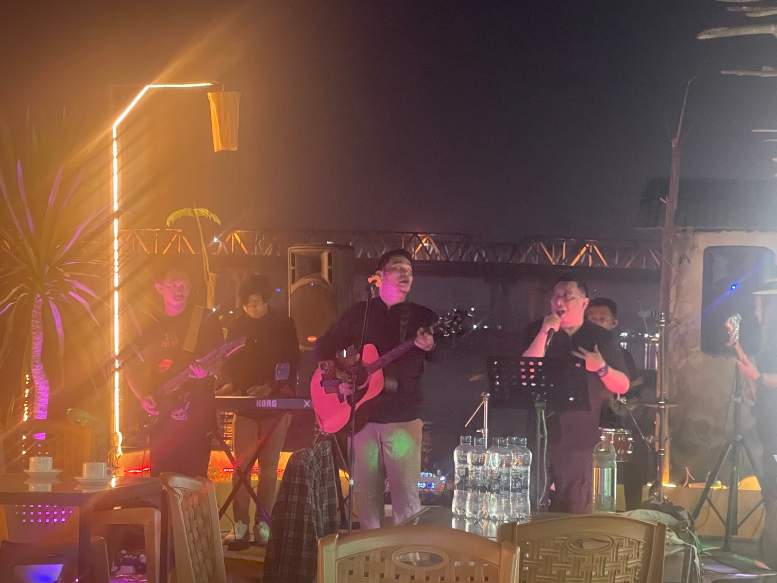 Serasan Cafe & Resto, Pionir Kuliner Tepi Sungai yang Menjadi Bagian dari Cerita Pontianak