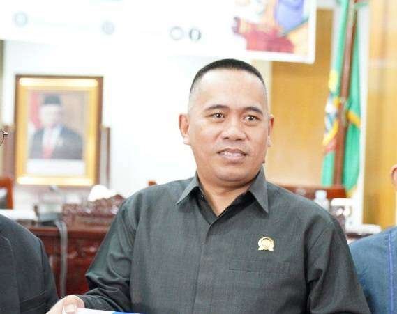 Satarudin Ajak Warga Peduli Drainase, Cegah Banjir di Lingkungan